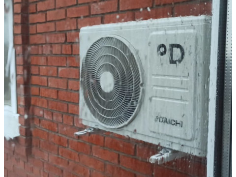 Заботливый папа выбирает комфортный климат от "Буран Климат"