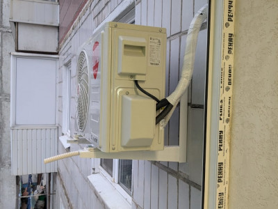 Александр из Томска установил инверторный кондиционер Royal Thermo с Wi-Fi-управлением — монтаж под ключ от компании «Буран Климат» Александр из Томска установил инверторный кондиционер Royal Thermo с Wi-Fi-управлением — монтаж под ключ от компании «Буран Климат»