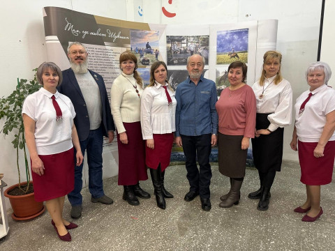 «Свет малой родины» в Бийске: открытие выставки, посвящённой жизни и творчеству Василия Макаровича Шукшина