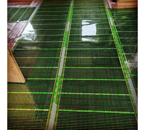 Пленка электронагревательная инфракрасная Russian Heat Eco OVAL (Ширина 80 см) Пленка электронагревательная инфракрасная Russian Heat Eco OVAL (Ширина 80 см)
