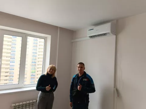 Установка кондиционера Loriot 09 в Новосибирске: Опыт Юлии на улице Костычева
