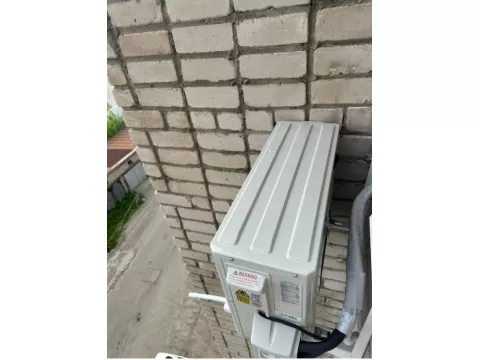Компании БУРАН произвела качественный монтаж сплит-системы Loriot серия Prestige Inverter LAC-09AHI