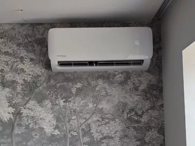 Установка кондиционеров Kentatsu Kanami Inverter с Wi-Fi в квартире Ирины в Барнауле
